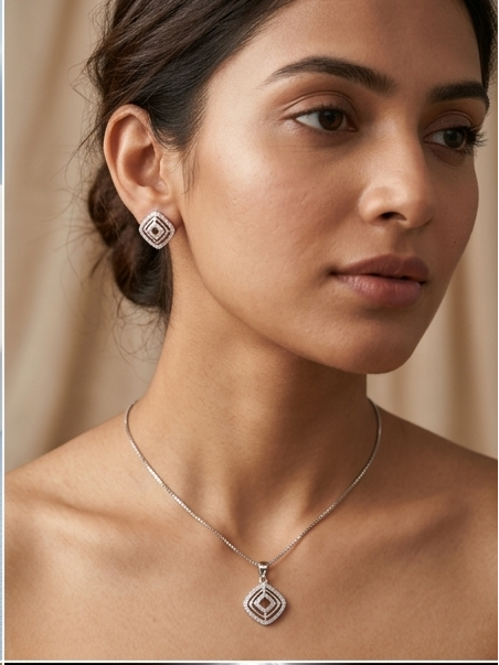 Aura Square 925 Silver Pendant Set
